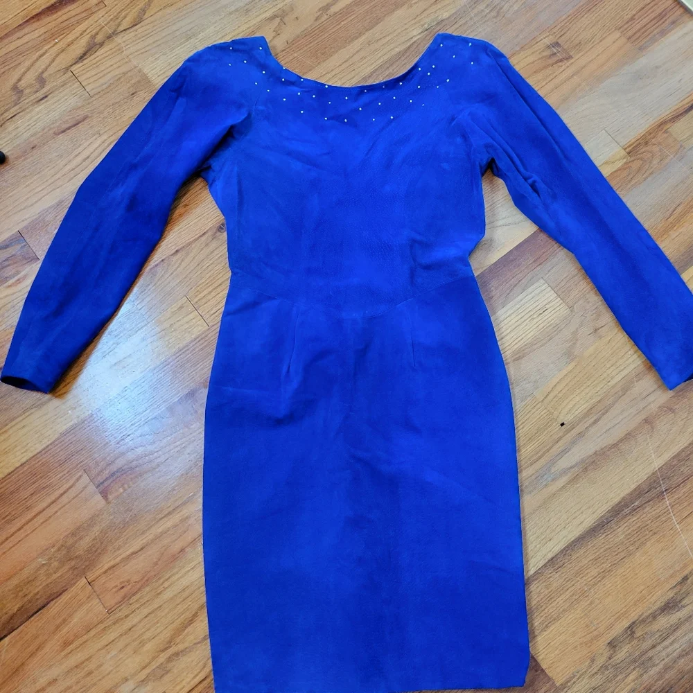 Vintage 1980s Suede Electric Blue Knee Length Dress With Rhinestones Size M - Picture 6 of 16